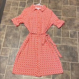 Salmon and white quaterfoil dress